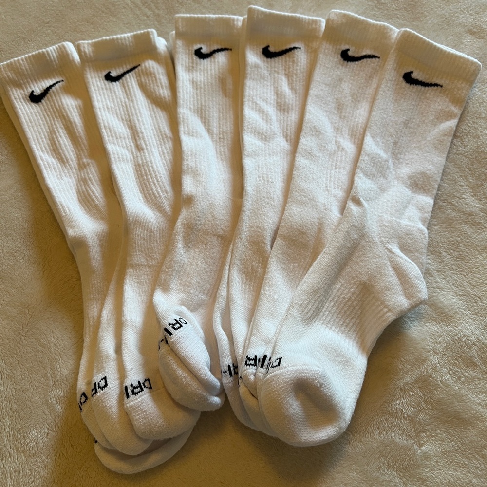 Nike Dri-FIT Everyday Plus Cushioned Training Crew Socks - 6 pack, White, Large